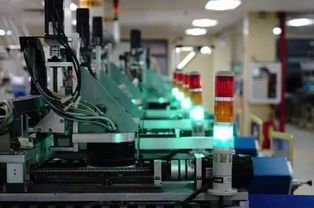 真正的“无人工厂”之路 深圳电子厂的智能机器人研发启示录